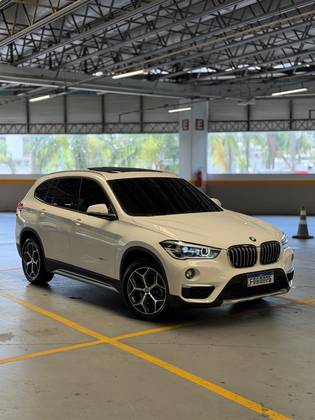 BMW X1 2.0 16V TURBO ACTIVEFLEX SDRIVE20I X-LINE 4P AUTOMÁTICO